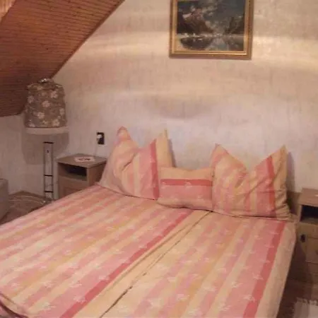 Holiday In 18468